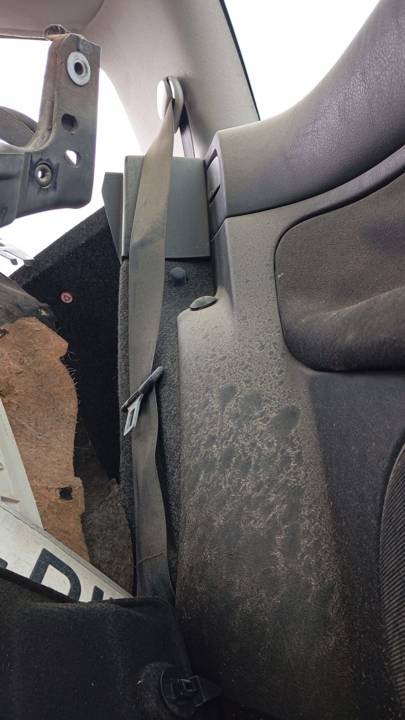 CINTURON SEGURIDAD TRASERO IZQUIERDO