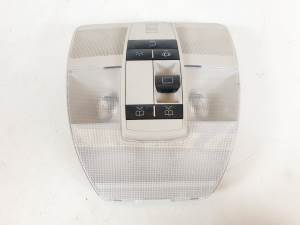LUZ INTERIOR A1698206201 MERCEDES CLASE A (W169) Autodesguaces Alicante