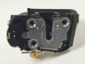 CERRADURA PUERTA TRASERA DERECHA 10845783 MG ZS Autodesguaces Alicante