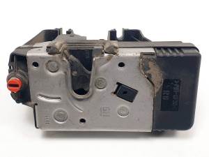 CERRADURA PUERTA TRASERA DERECHA 24414135 OPEL ASTRA G BERLINA Autodesguaces Alicante