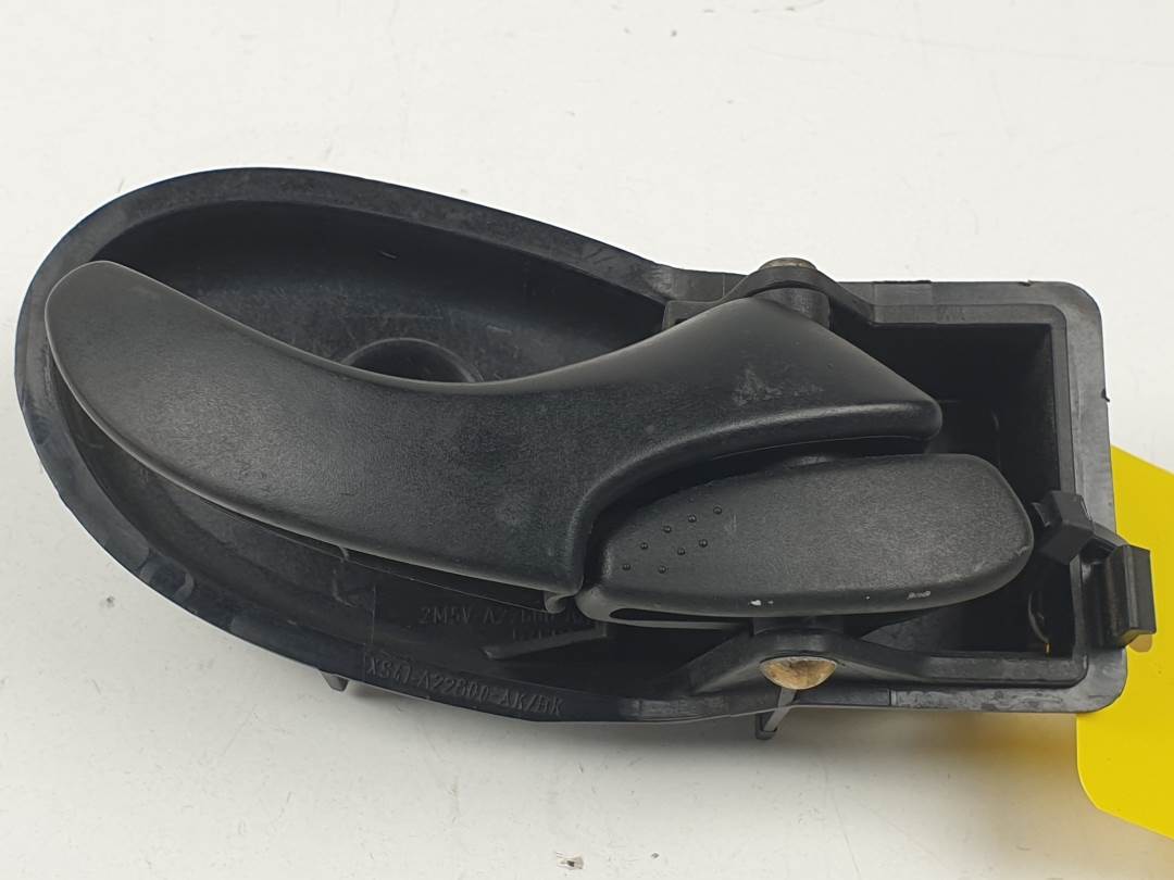 MANETA INTERIOR DELANTERA DERECHA - XS41A22600AK - FORD - FOCUS BERLINA (CAK)