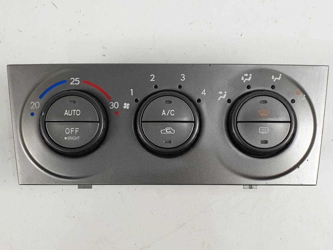 Climate control panel - 72311SA012 - SUBARU - FORESTER S11 (SG)