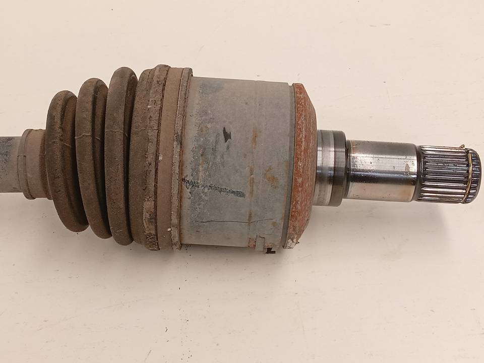 TRANSMISION DELANTERA IZQUIERDA