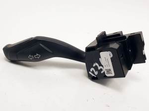 MANDO INTERMITENTES AV6T13335AB FORD FOCUS LIM. (CB8) Autodesguaces Alicante