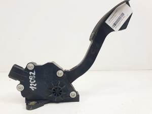POTENCIOMETRO PEDAL 7811042010 TOYOTA RAV 4 (A3) Autodesguaces Alicante