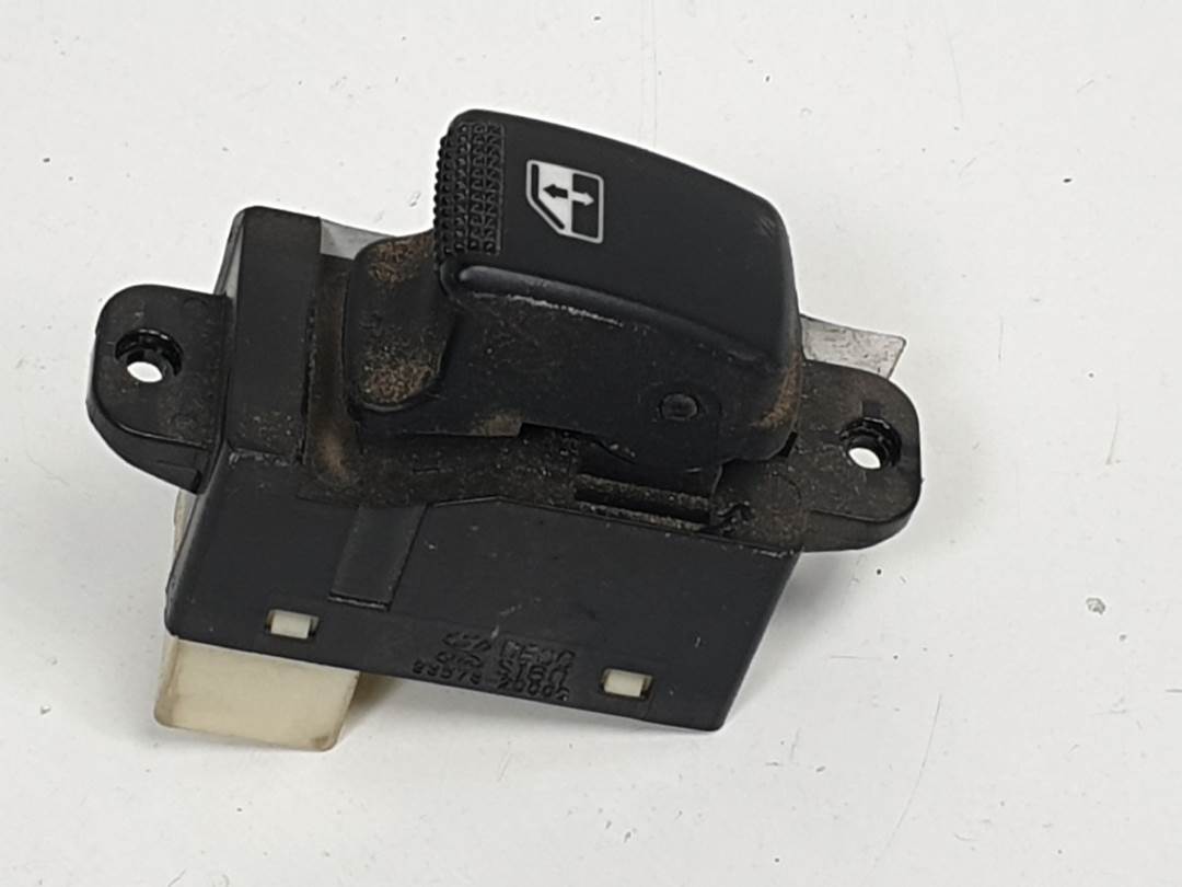 MANDO ELEVALUNAS TRASERO IZQUIERDO - 621W03620 - KIA - RIO (DC)