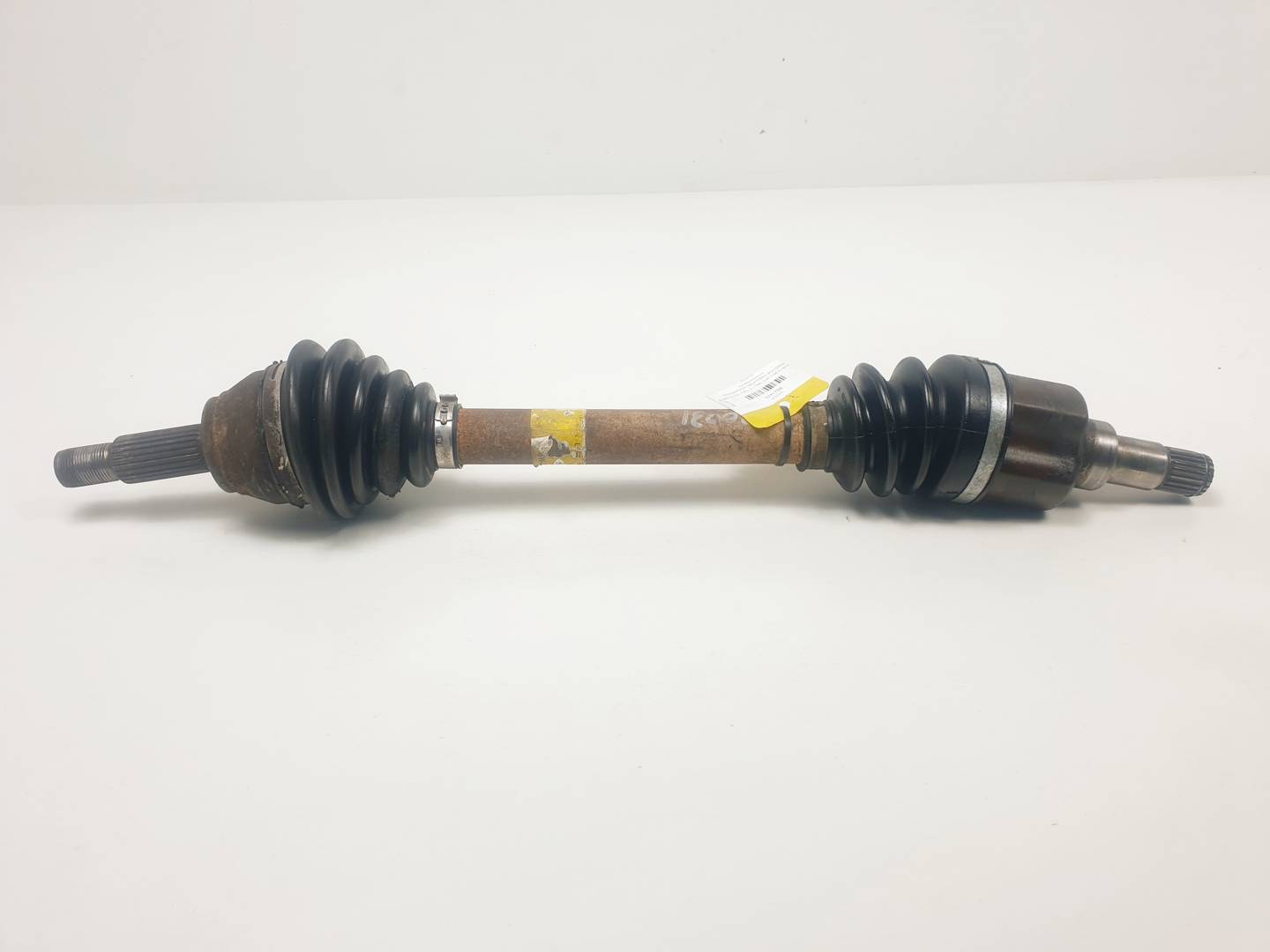 TRANSMISION DELANTERA IZQUIERDA - 2S6W3B437AA - FORD - KUGA (CBV)