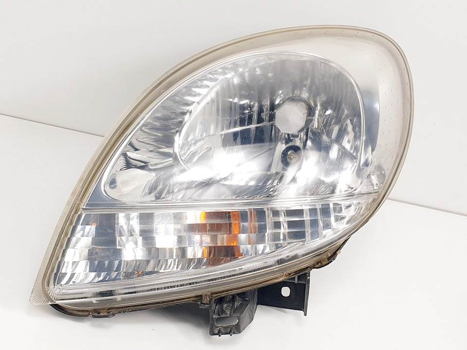 FARO IZQUIERDO - 8200236590 - RENAULT - KANGOO (F/KC)