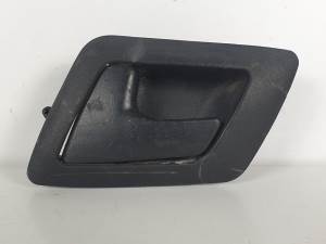 MANETA INTERIOR TRASERA IZQUIERDA 6K0837221C SEAT CORDOBA BERLINA (6K2) Autodesguaces Alicante