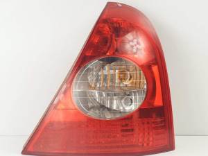 PILOTO TRASERO DERECHO 8200071414 RENAULT CLIO II FASE II (B/CB0) Autodesguaces Alicante