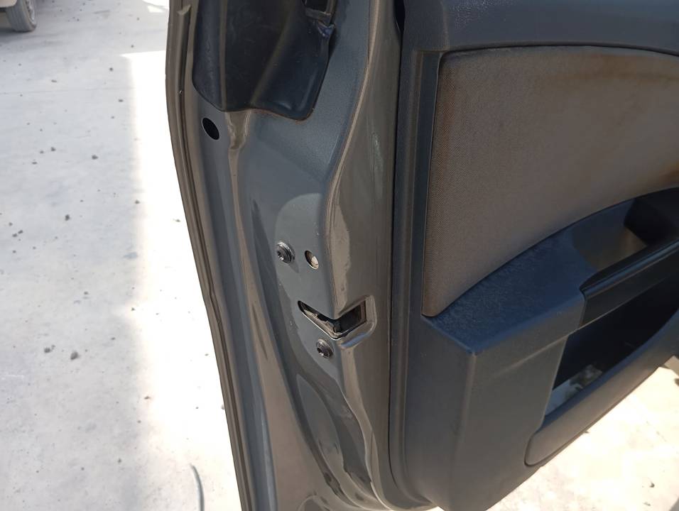 CERRADURA PUERTA DELANTERA IZQUIERDA