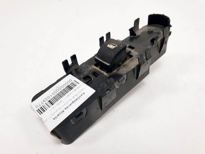 MANDO ELEVALUNAS DELANTERO DERECHO 96637533XT CITROEN C3 Autodesguaces Alicante