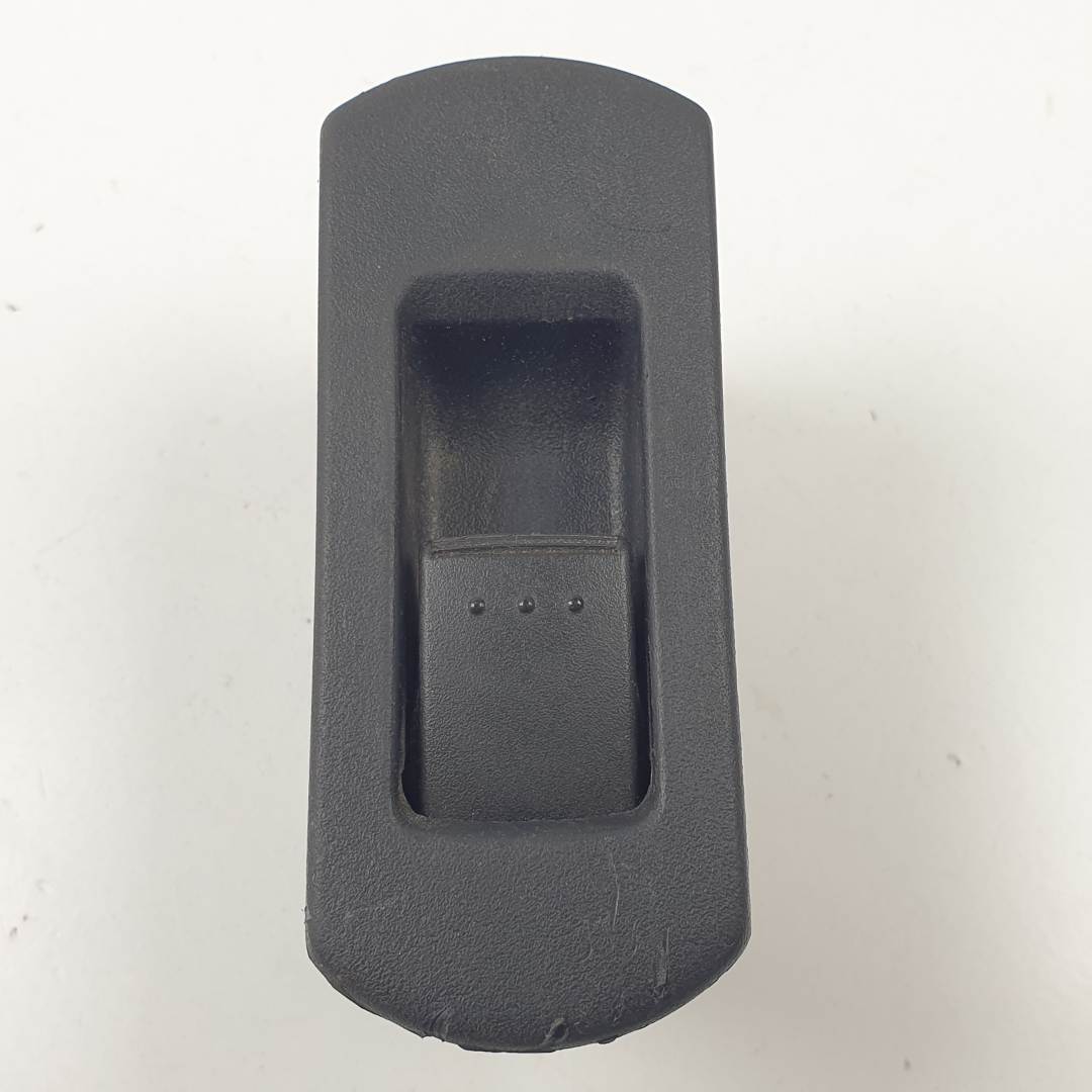 MANDO ELEVALUNAS TRASERO DERECHO - MAZDA - 5 BERL. (CR)