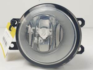 FARO ANTINIEBLA DERECHO 812100D040 TOYOTA AVENSIS BERLINA (T25) Autodesguaces Alicante