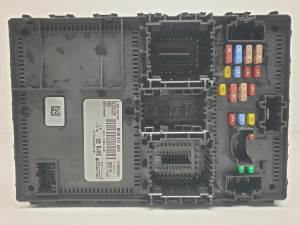 CAJA RELES / FUSIBLES LU5T15604BJAE FORD ECOSPORT (CR6) Autodesguaces Alicante