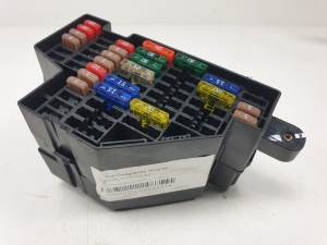 CAJA RELES / FUSIBLES 1K2941824 VOLKSWAGEN SCIROCCO (138) Autodesguaces Alicante