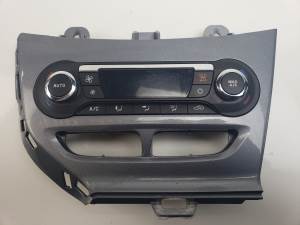 MANDO CLIMATIZADOR BM5T18C612CG FORD FOCUS LIM. (CB8) Autodesguaces Alicante
