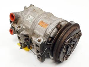 COMPRESOR AIRE ACONDICIONADO 92600VK510 NISSAN PICK-UP (D22) Autodesguaces Alicante