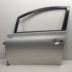 PUERTA DELANTERA IZQUIERDA TOYOTA AURIS (E150) Autodesguaces Alicante