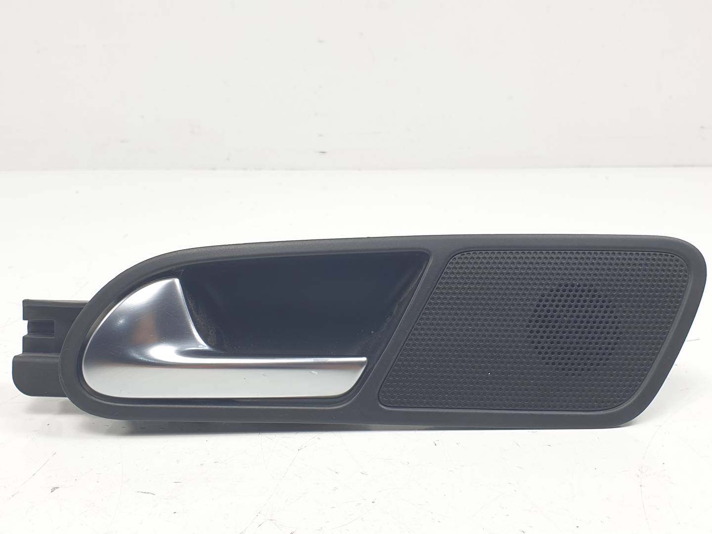 MANETA INTERIOR TRASERA IZQUIERDA - 5N0839113 - VOLKSWAGEN - TIGUAN (5N1)