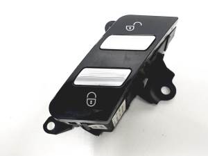 INTERRUPTOR A2218213151 MERCEDES CLASE S (W221) BERLINA Autodesguaces Alicante