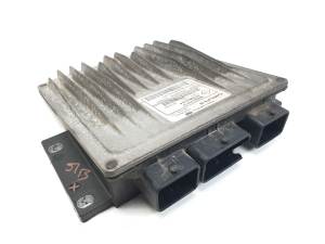 CENTRALITA MOTOR UCE 8200334419 RENAULT MEGANE II BERLINA 5P Autodesguaces Alicante