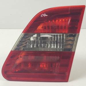 PILOTO TRASERO DERECHO INTERIOR A1698201664 MERCEDES CLASE B (W245) Autodesguaces Alicante
