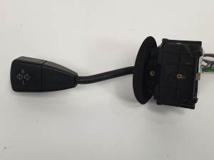MANDO INTERMITENTES BMW SERIE 3 COUPE (E36) Autodesguaces Alicante