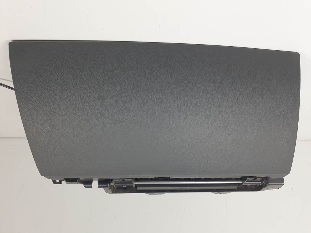 GUANTERA - 51167027427 - BMW - SERIE 7 (E65/E66)