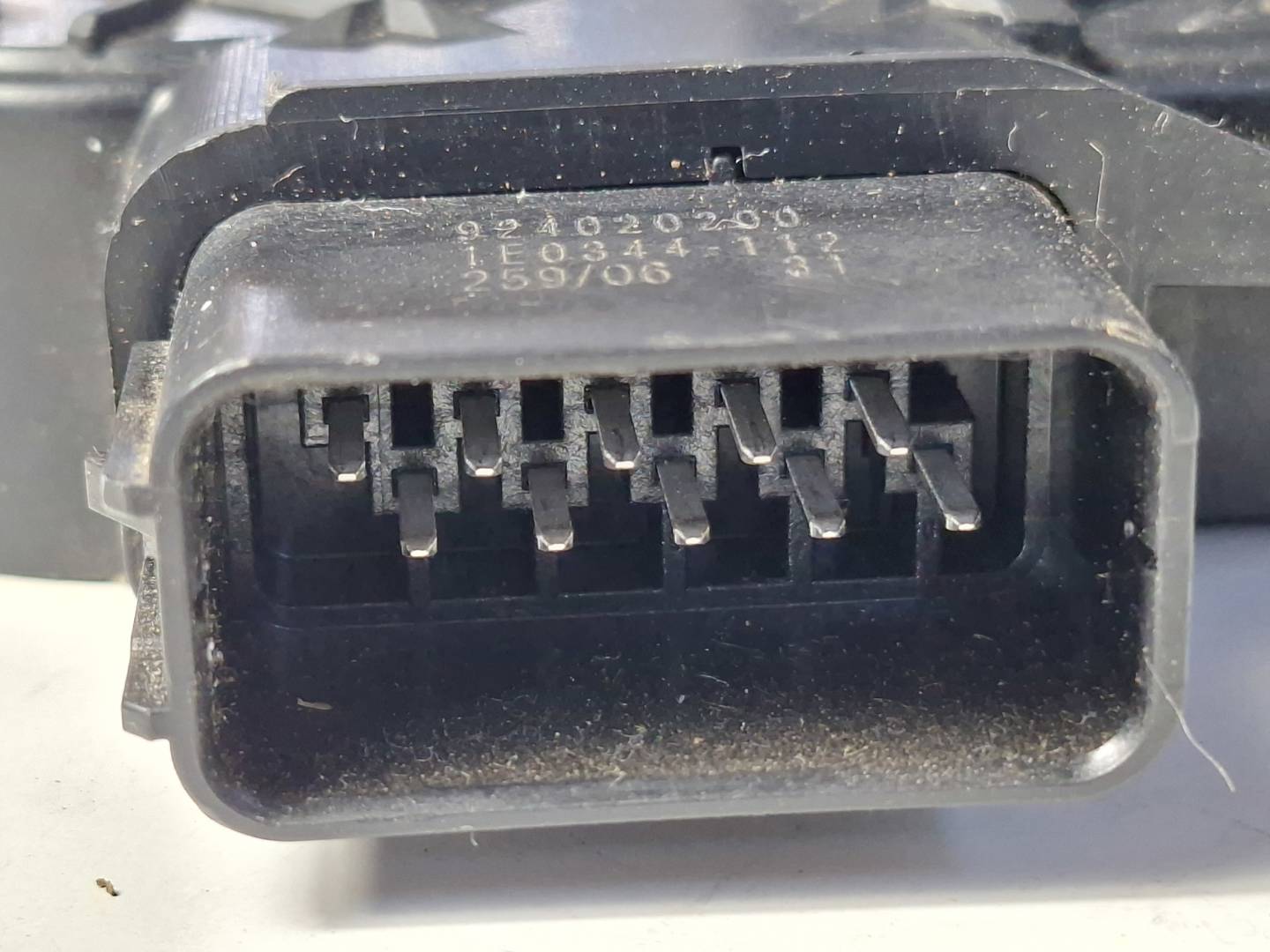 Foto 4 de Cerradura Puerta Trasera Derecha Land Rover Discovery 3 (2004–2009)