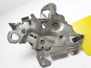 CERRADURA CAPOT 6887538080 DS 4 CROSSBACK Autodesguaces Alicante