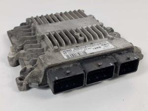 CENTRALITA MOTOR UCE 5M5112A650 FORD FOCUS SPORTBREAK (CAP) Autodesguaces Alicante