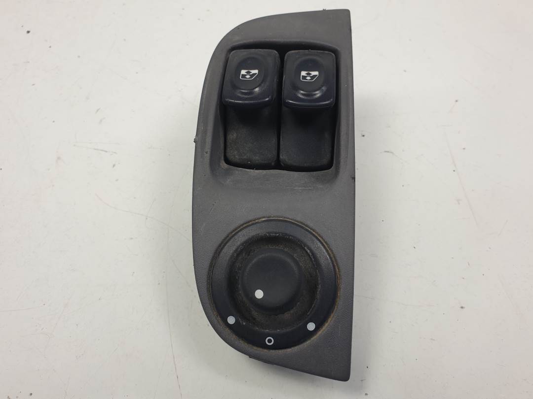 MANDO ELEVALUNAS DELANTERO IZQUIERDO - 7700429992 - RENAULT - MEGANE I FASE 2 CLASSIC (LA..)