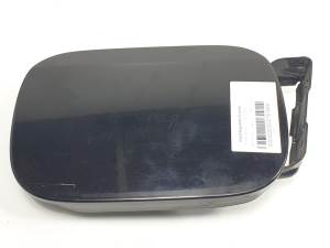 TAPA EXTERIOR COMBUSTIBLE A0005845917 MERCEDES CLASE E (W211) BERLINA Autodesguaces Alicante