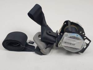 CINTURON SEGURIDAD TRASERO IZQUIERDO TKAB0N692 MITSUBISHI OUTLANDER (CU0W) Autodesguaces Alicante