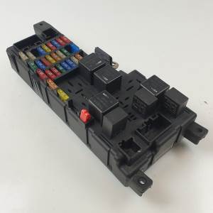 CAJA RELES / FUSIBLES 518322326 VOLVO V70 FAMILIAR Autodesguaces Alicante