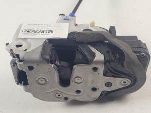CERRADURA PUERTA DELANTERA DERECHA 13579523 OPEL MOKKA X Autodesguaces Alicante