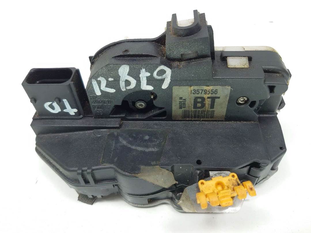 CERRADURA PUERTA TRASERA DERECHA - 13579556 - OPEL - ASTRA J LIM.