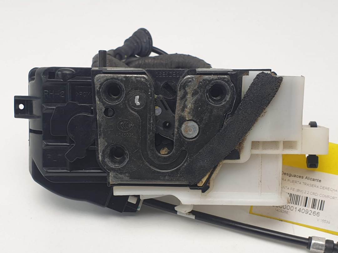CERRADURA PUERTA TRASERA DERECHA - 814202B000 - HYUNDAI - SANTA FE (BM)