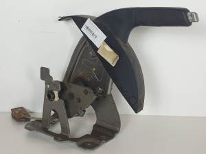 PALANCA FRENO DE MANO 311819443B02 NISSAN QASHQAI (J10) Autodesguaces Alicante