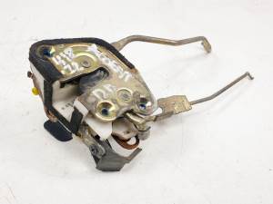 CERRADURA PUERTA DELANTERA DERECHA HYUNDAI ACCENT (X3) Autodesguaces Alicante