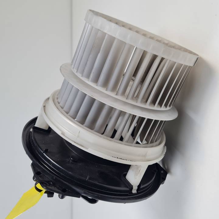 VENTILADOR CALEFACCION LEXUS RX Series (AL20) Autodesguaces Alicante