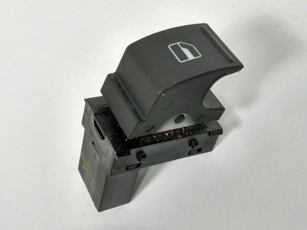 MANDO ELEVALUNAS DELANTERO DERECHO - 7L6959855B - VOLKSWAGEN - TIGUAN (5N1)