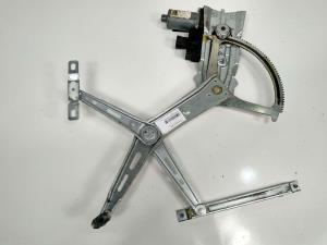 ELEVALUNAS DELANTERO IZQUIERDO 13132434 OPEL ZAFIRA B Autodesguaces Alicante