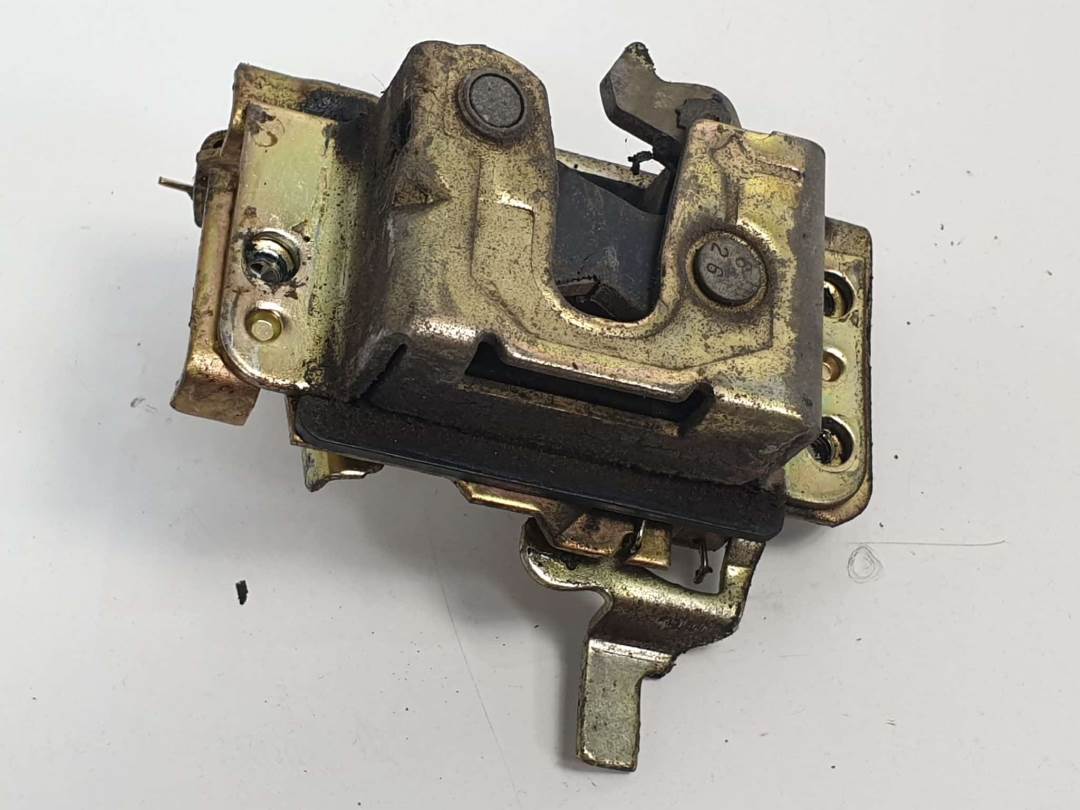 CERRADURA PUERTA DELANTERA DERECHA - 90120865 - DAEWOO - NEXIA