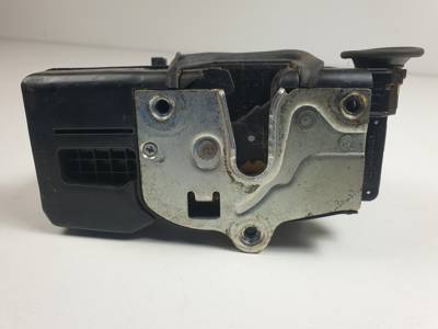 CERRADURA PUERTA TRASERA IZQUIERDA CHEVROLET CAPTIVA Autodesguaces Alicante