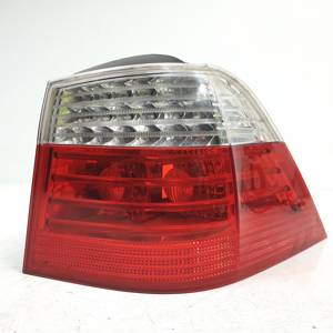 PILOTO TRASERO DERECHO 63217177694 BMW SERIE 5 TOURING (E61) Autodesguaces Alicante