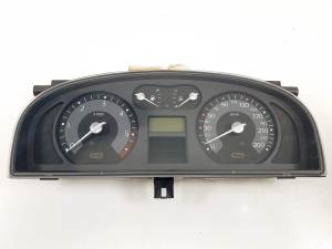CUADRO INSTRUMENTOS 8200291330 RENAULT LAGUNA II (BG0) Autodesguaces Alicante