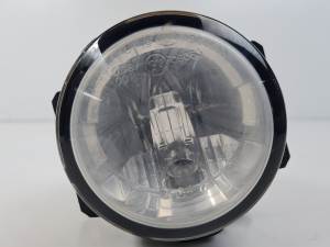 FARO ANTINIEBLA IZQUIERDO 8321A365 MITSUBISHI ASX (GA0W) Autodesguaces Alicante