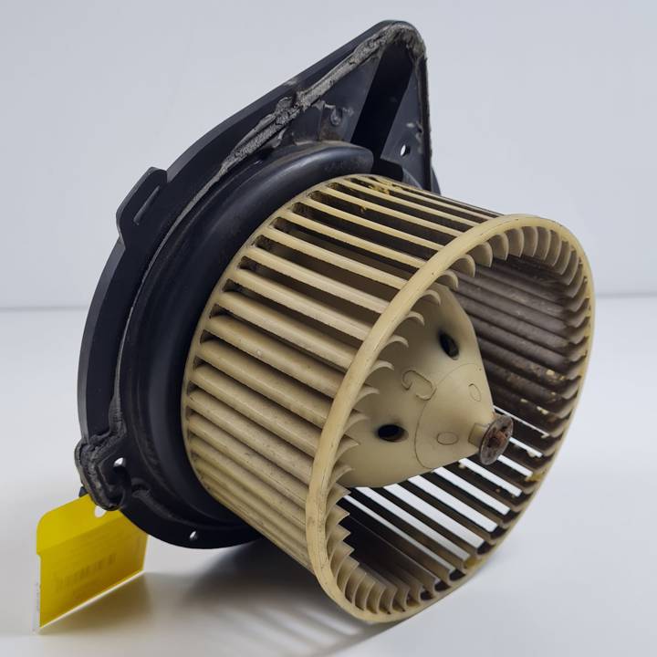 VENTILADOR CALEFACCION 893820021 AUDI COUPE (8B/B3) Autodesguaces Alicante
